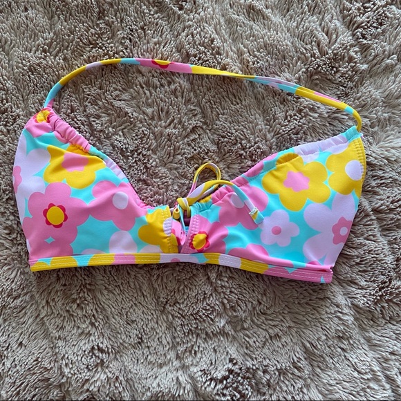 Floral Bikini+ Coverup Set - Picture 2 of 5